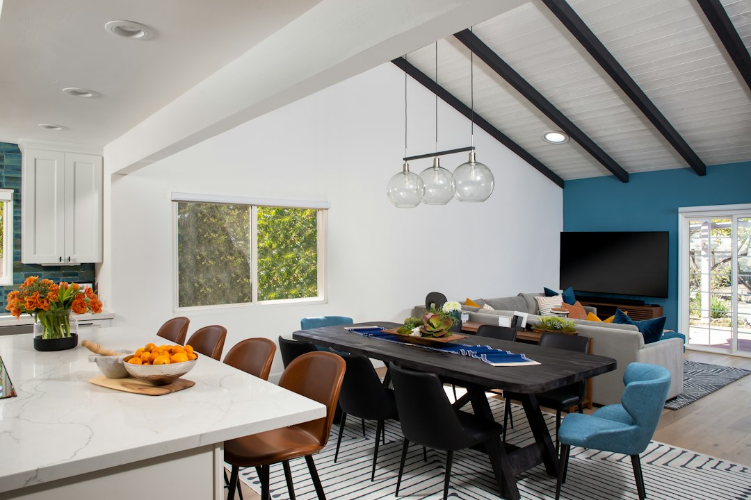 Bright, elegant interior for Bright & Shine